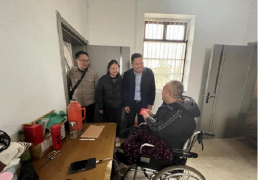 中智集團(tuán)慰問黨員群眾新聞330